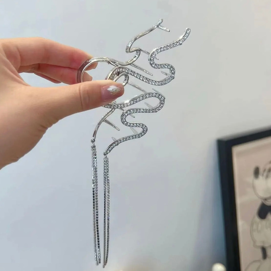 Diamond Serpentine Snake Claw Clip™